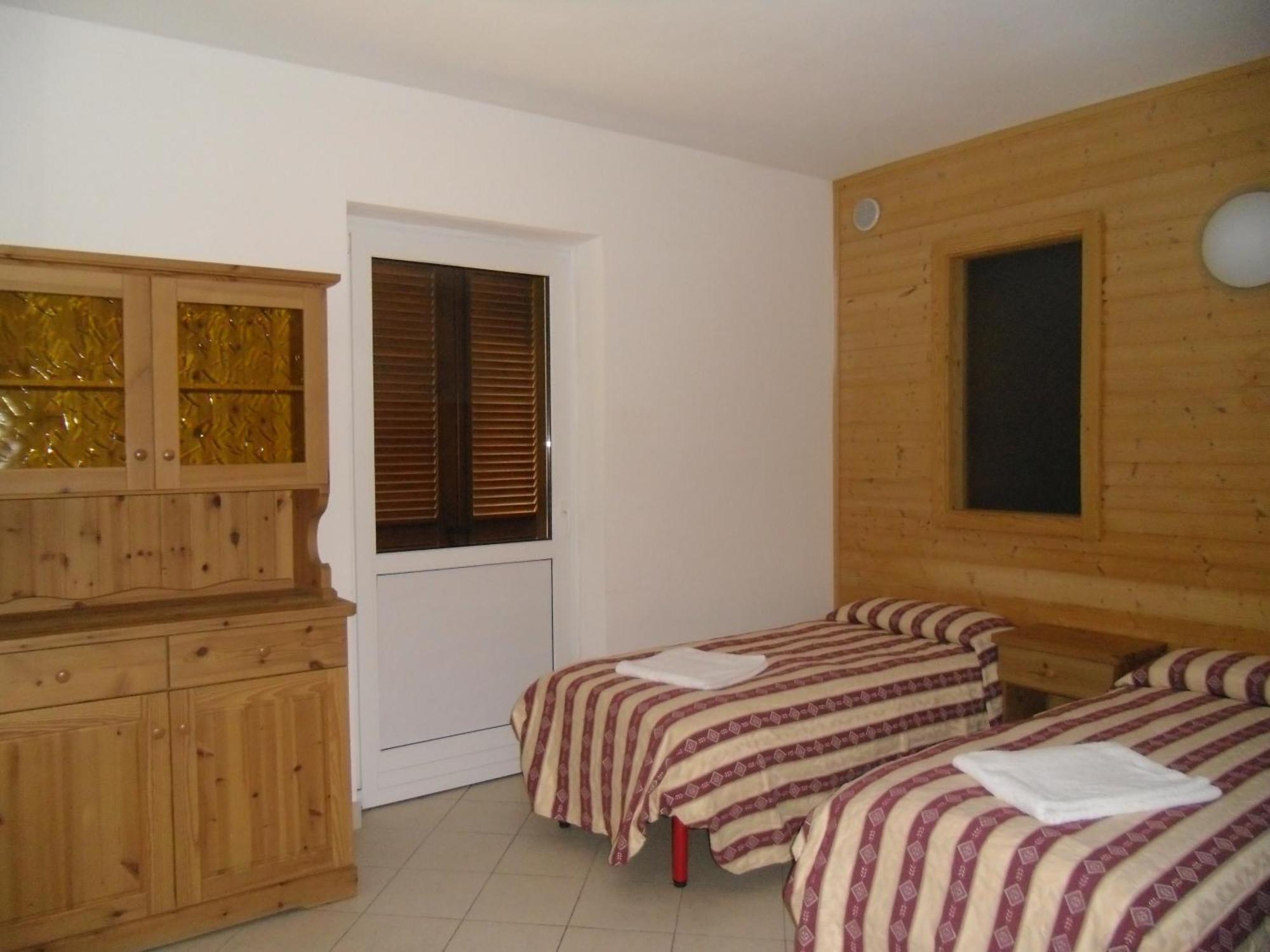 Hotel Residence Bellavista Brentonico Zimmer foto